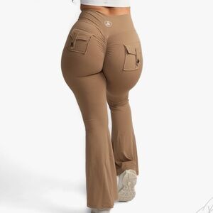 Allure the Brand Brown Flare Pants & matching top both size M